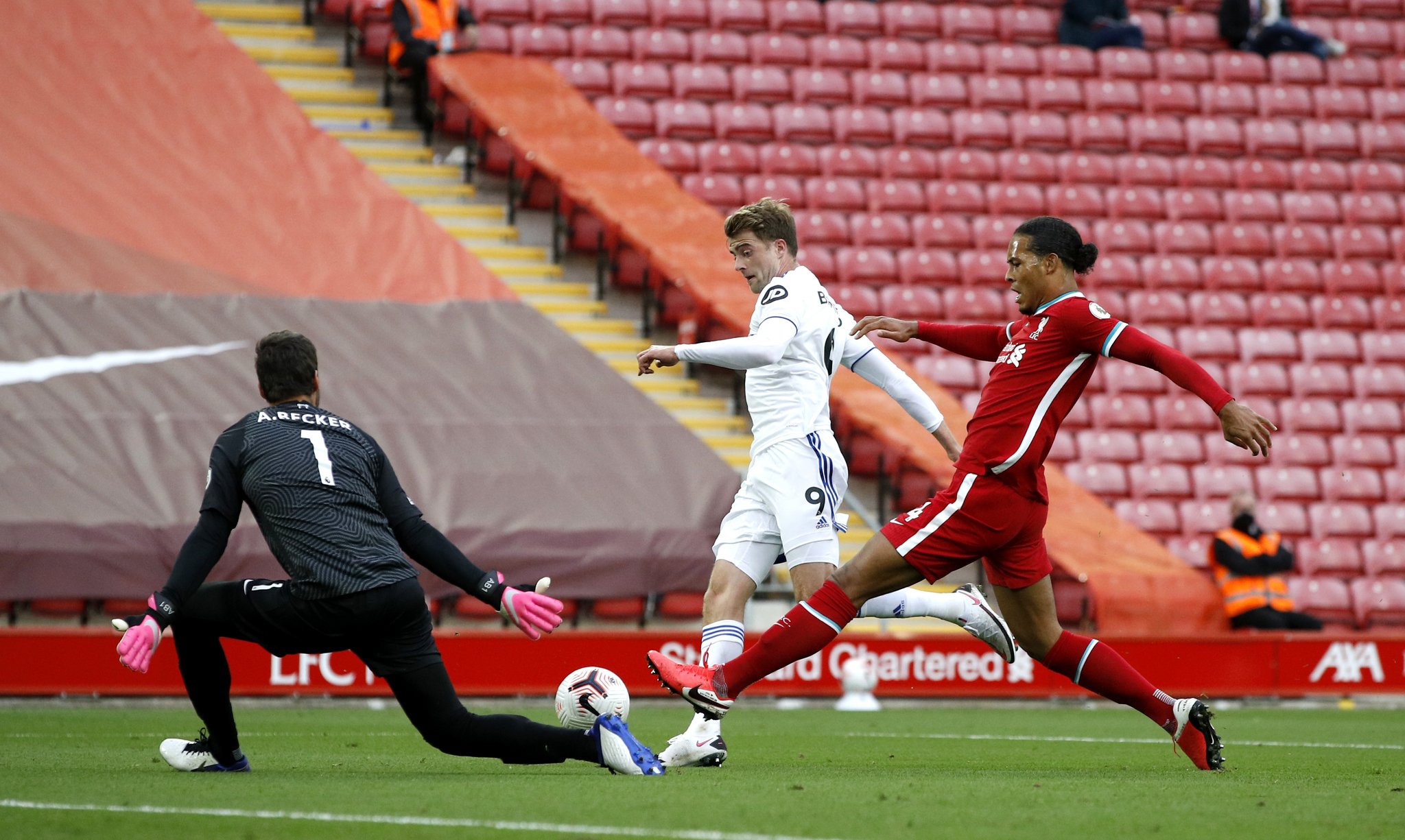 她在三岁时 她在三岁时