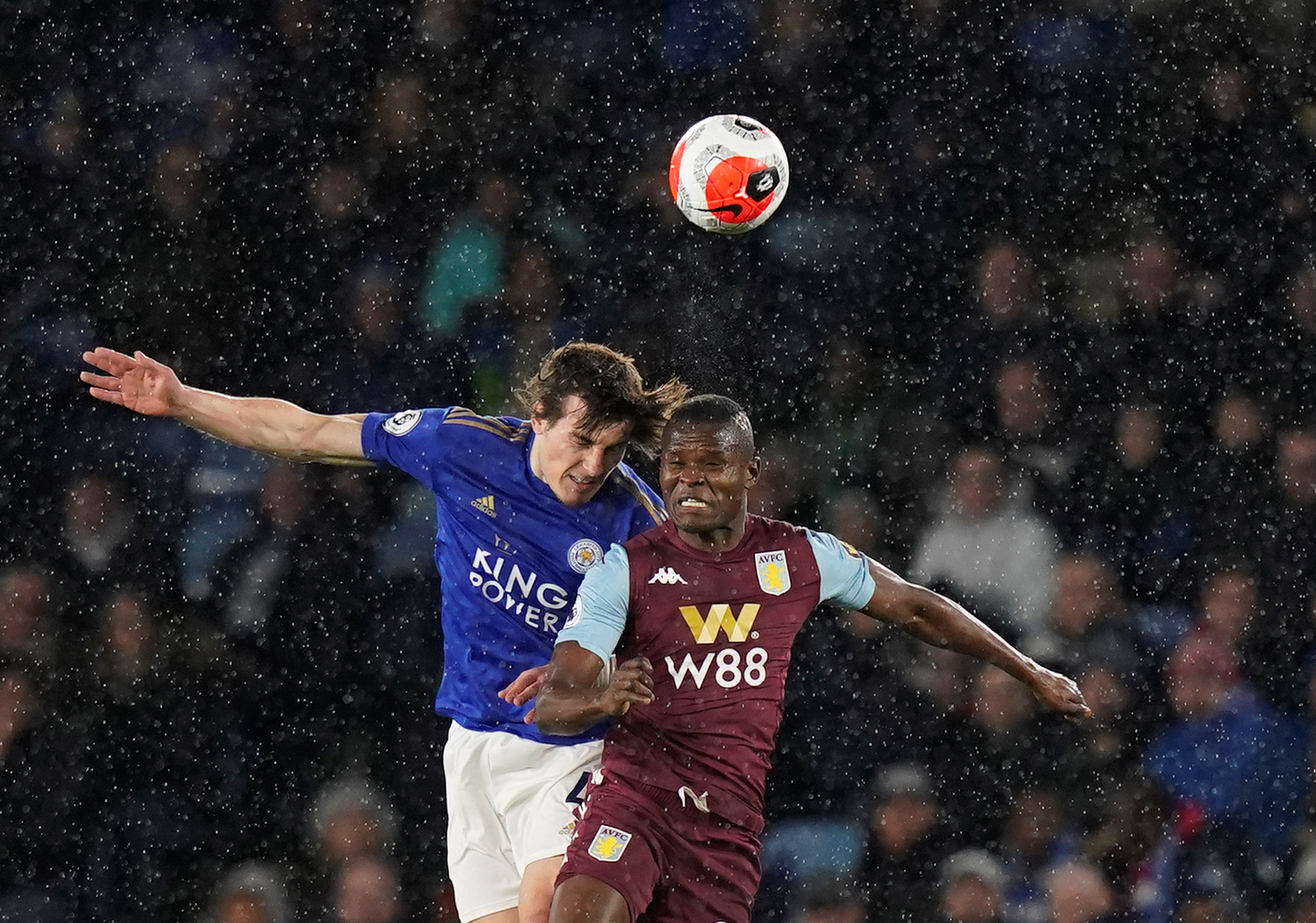 巨大空缺 巨大空缺